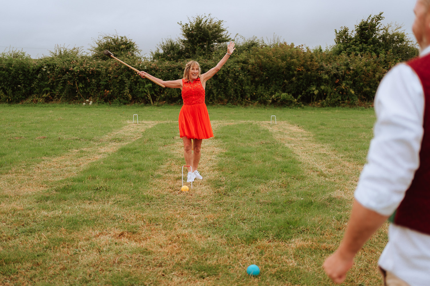 FAMILY HOME FARM WEDDING PHOTOGRAPHY LLANTWIT MAJOR 022 FAMILY HOME FARM WEDDING PHOTOGRAPHY LLANTWIT MAJOR 022